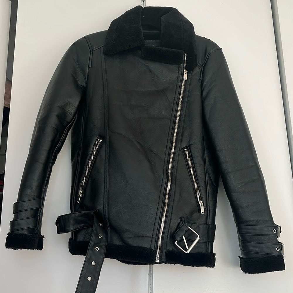 Vero Moda leather style jacket with fur